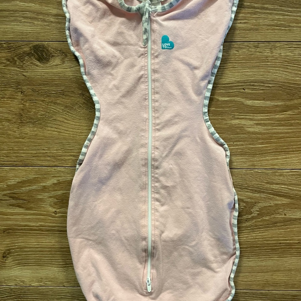 Love to Dream stage 1 swaddle